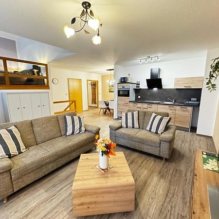 Galerie-Ferienwohnung "Im Schindlershof" - Zentral Und Ruhig Айбенщок Екстериор снимка
