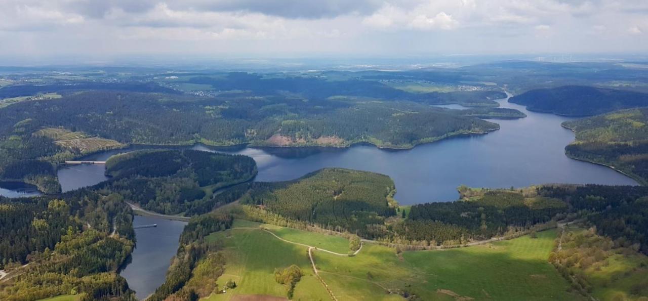 Galerie-Ferienwohnung "Im Schindlershof" - Zentral Und Ruhig Айбенщок Екстериор снимка