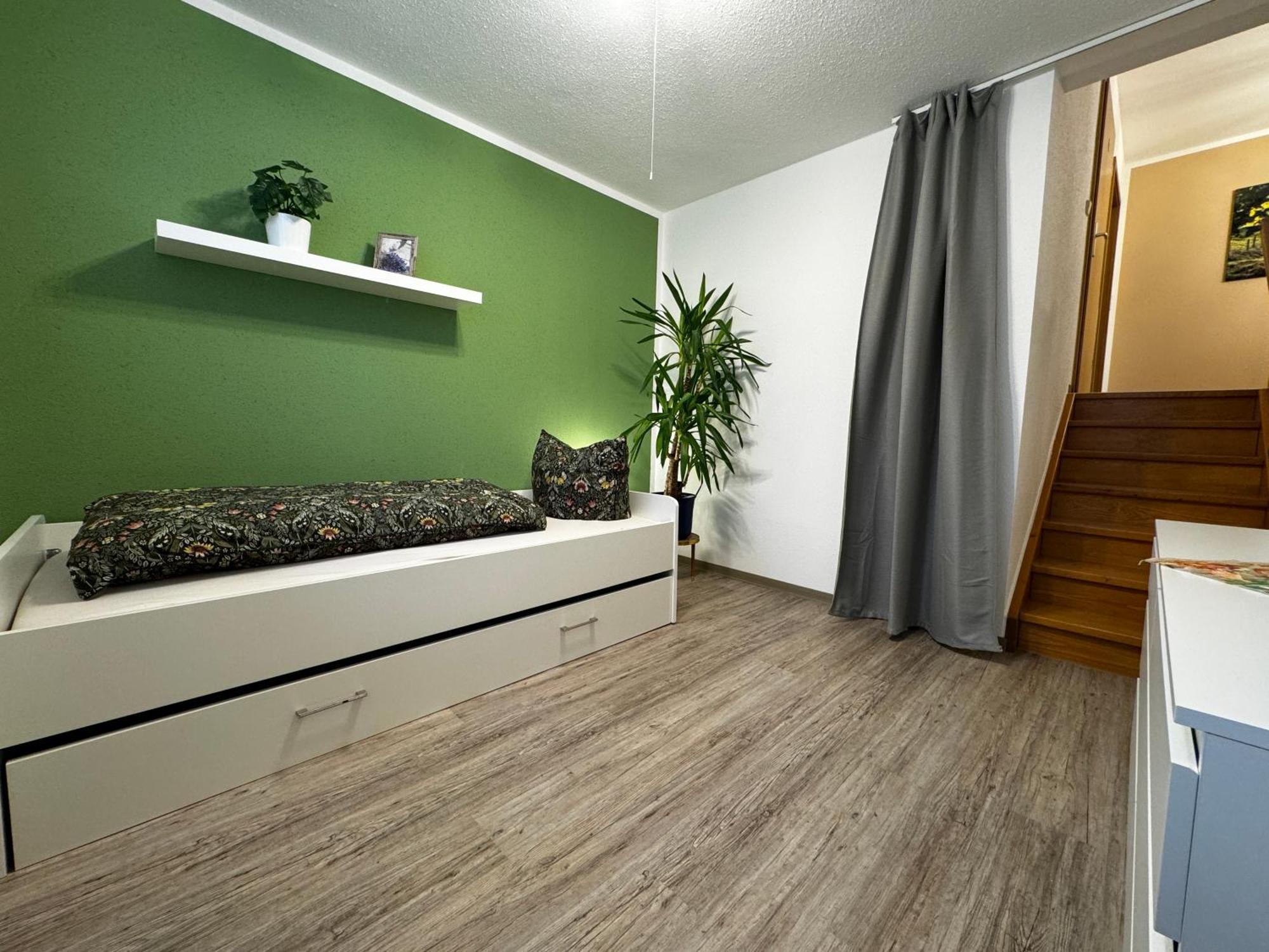 Galerie-Ferienwohnung "Im Schindlershof" - Zentral Und Ruhig Айбенщок Екстериор снимка